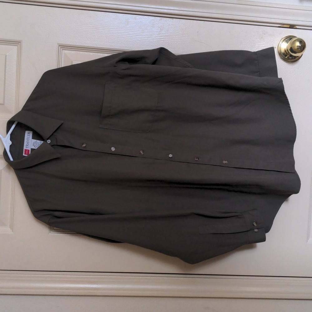 L.L. Bean Traveler Mens Button Down size M